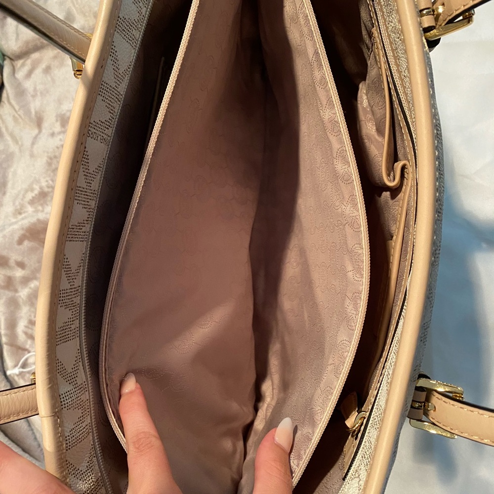 Travel tote - Picture 6 of 7
